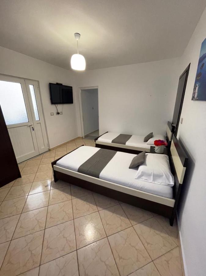 Guesthouse Flamur Ksamil Exterior foto